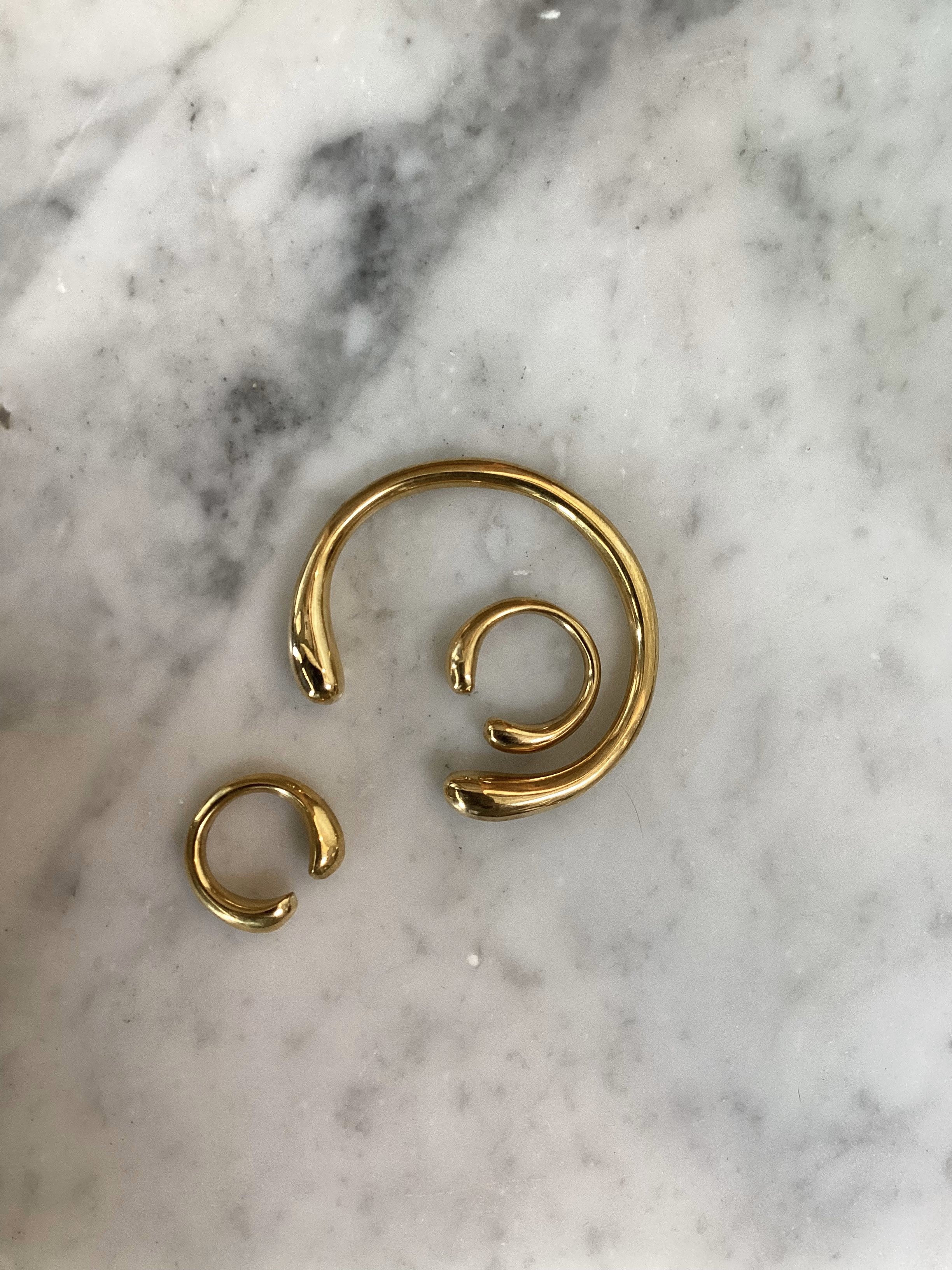DOME BANGLE