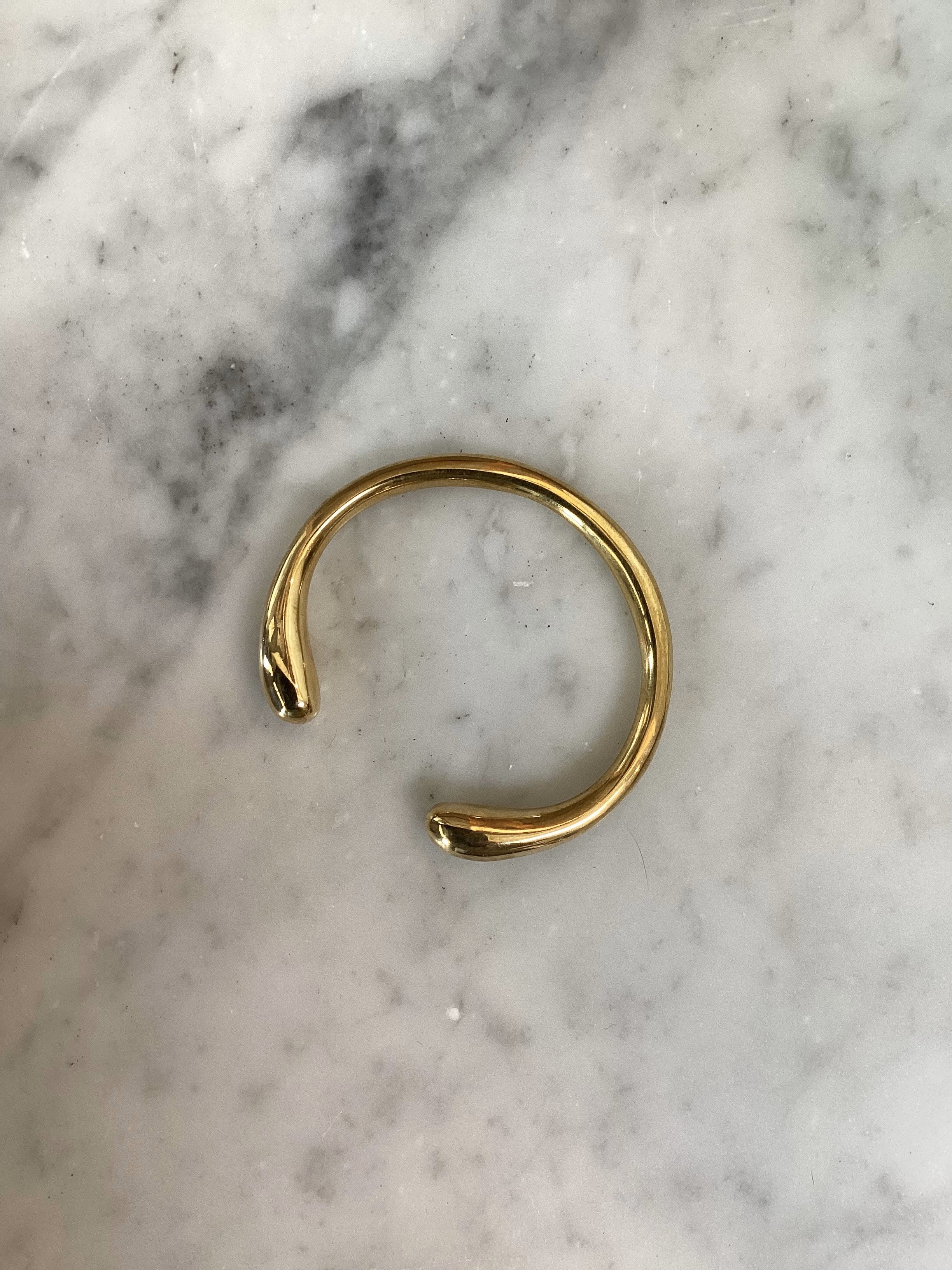DOME BANGLE
