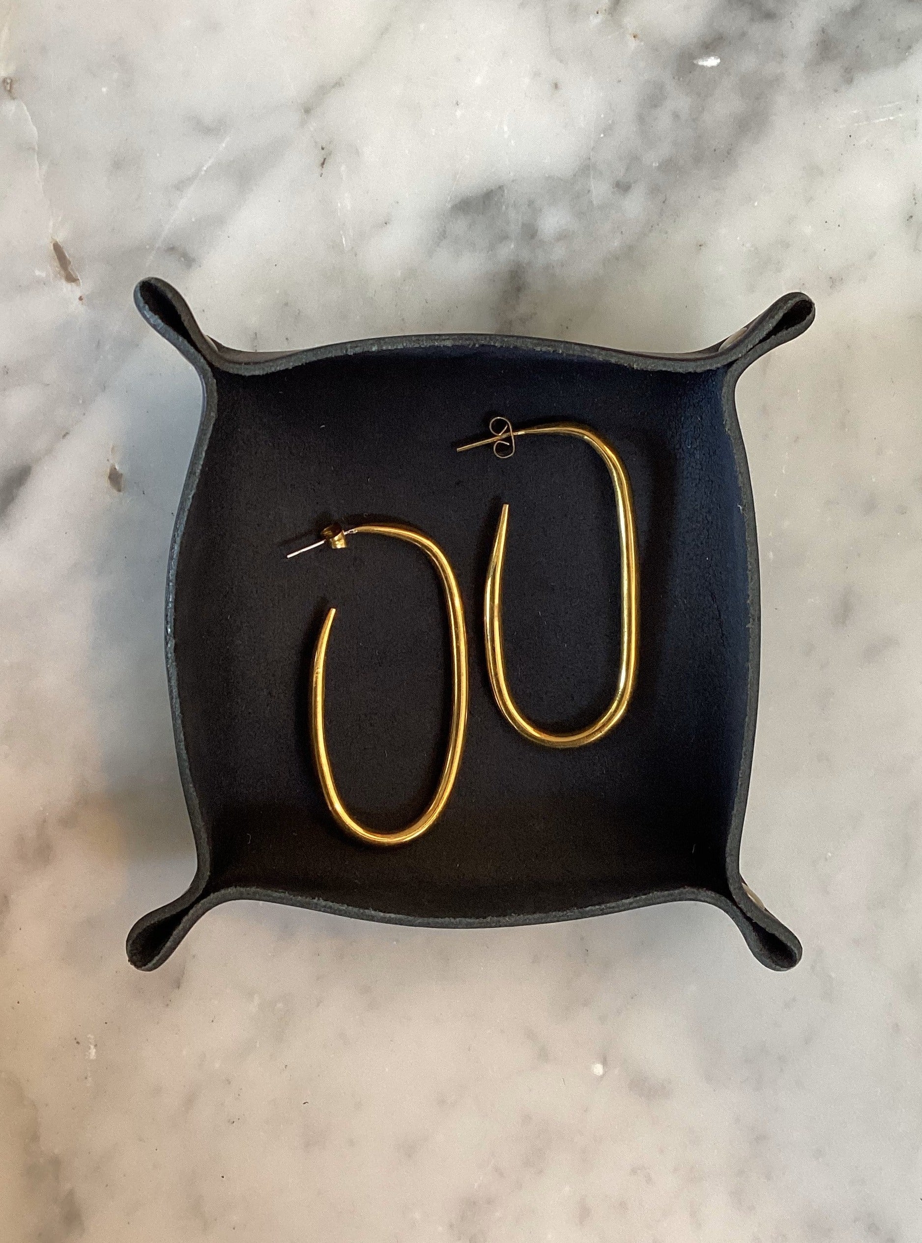 OVAL DROP HOOP EARRINGS