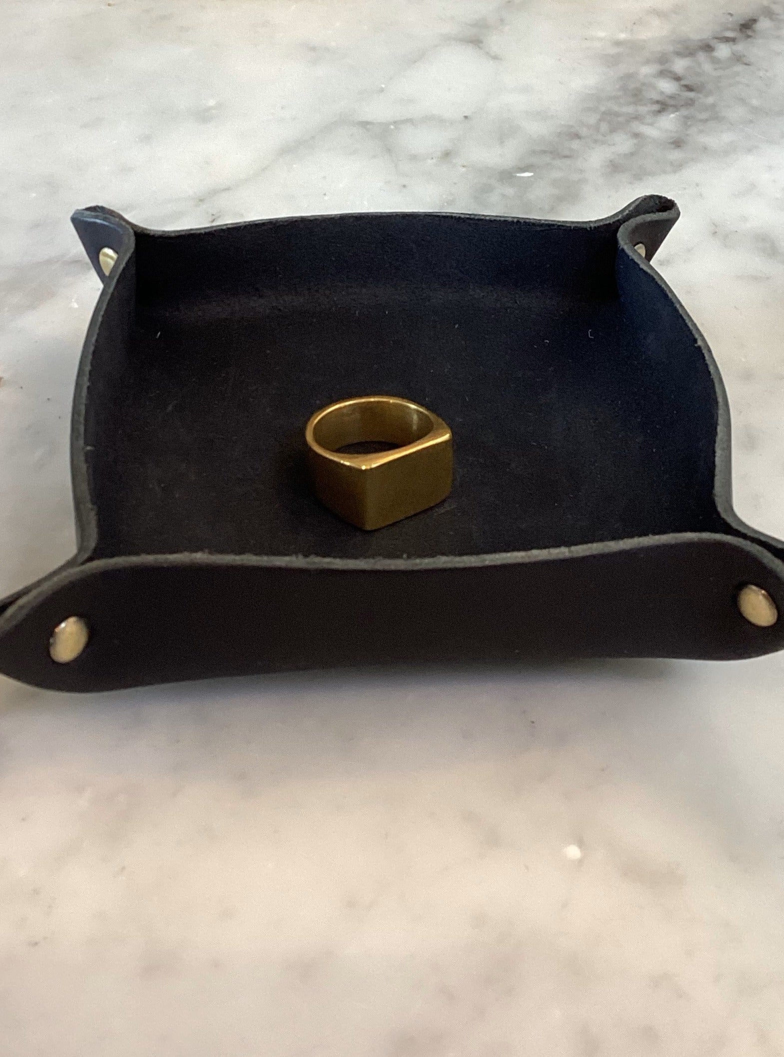 RECTANGLE SIGNET RING