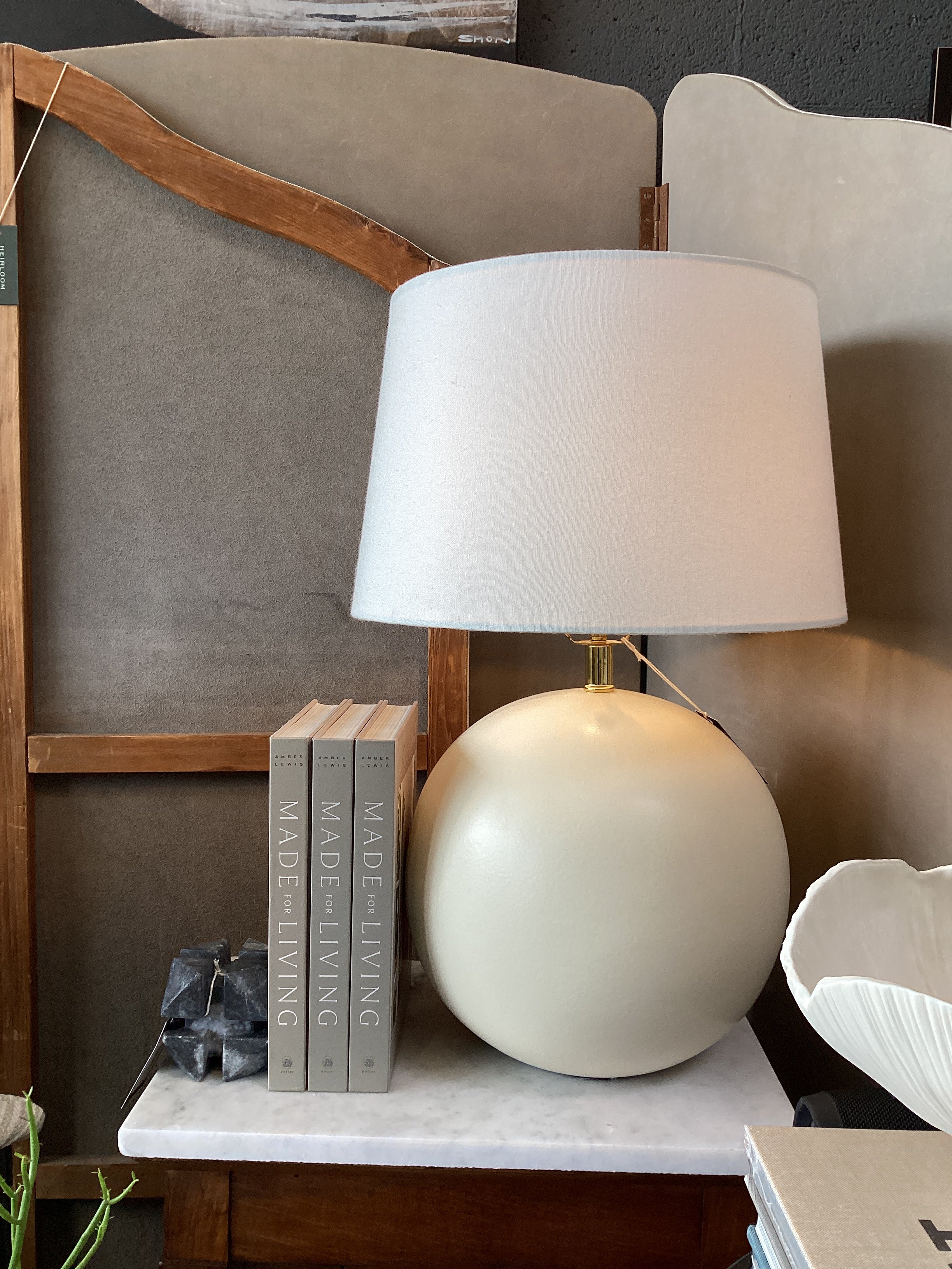 MORGAN TABLE LAMP