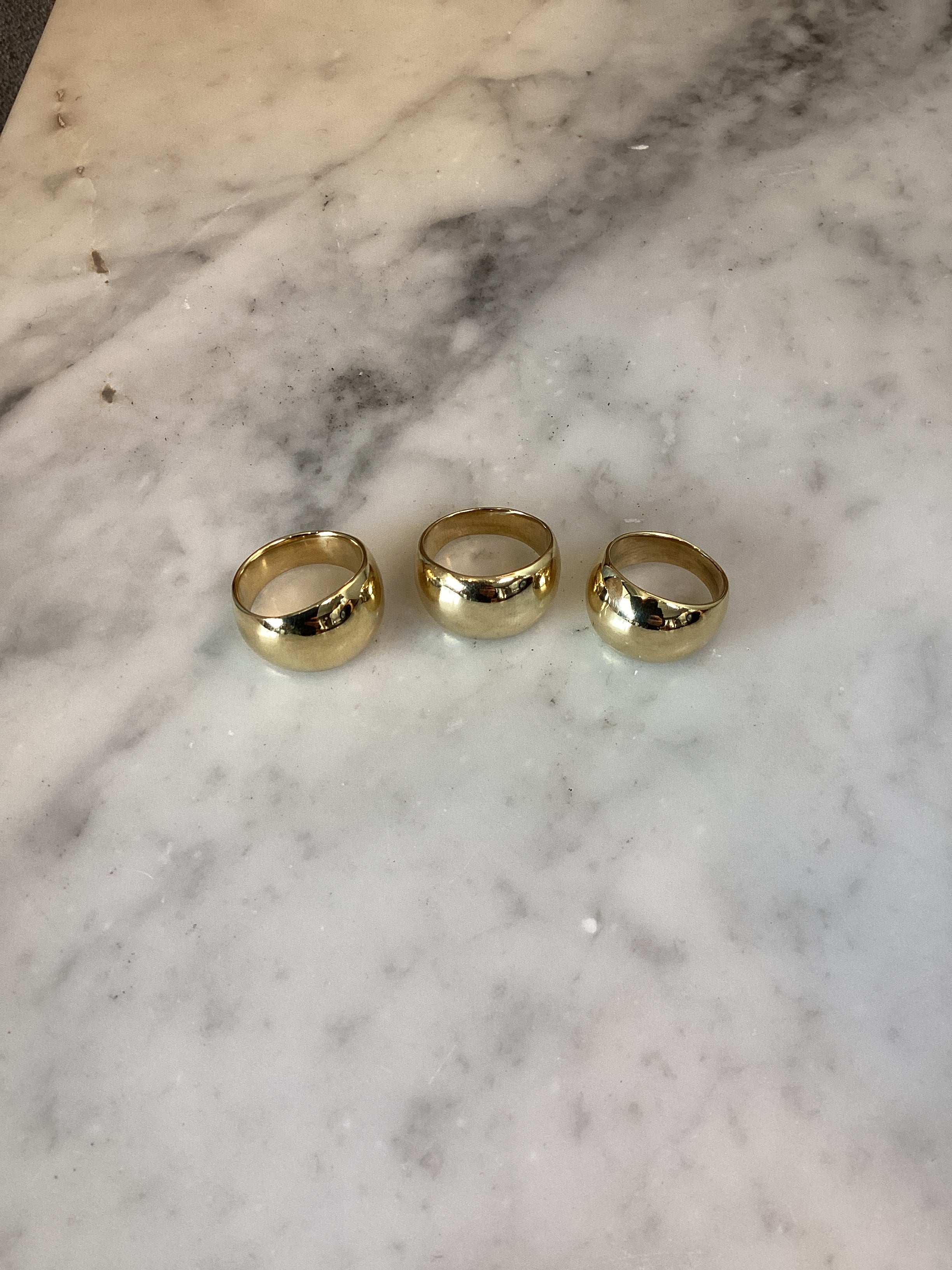 CLASSIC WIDE BAND RING