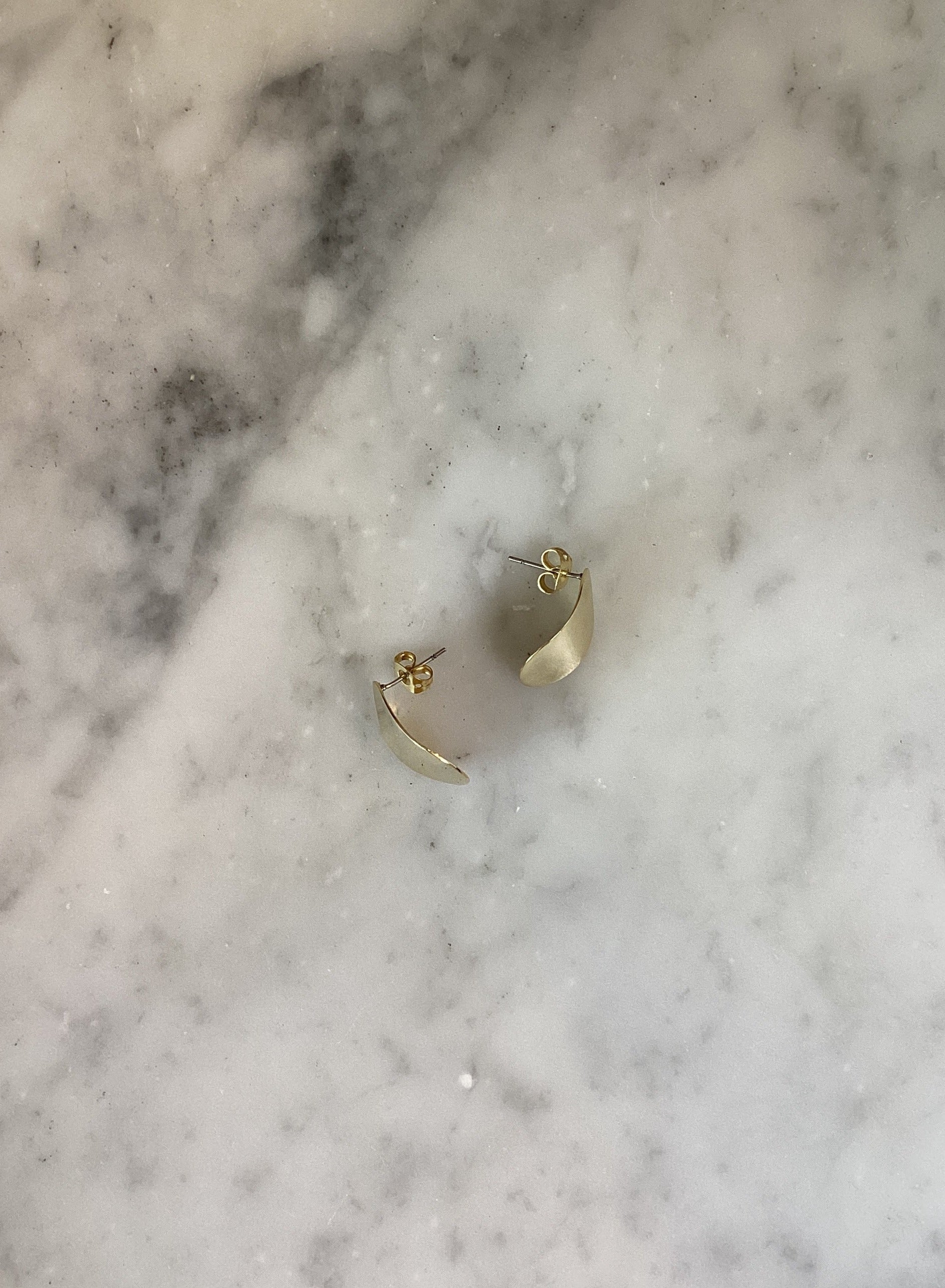 TEARDROP EARRINGS
