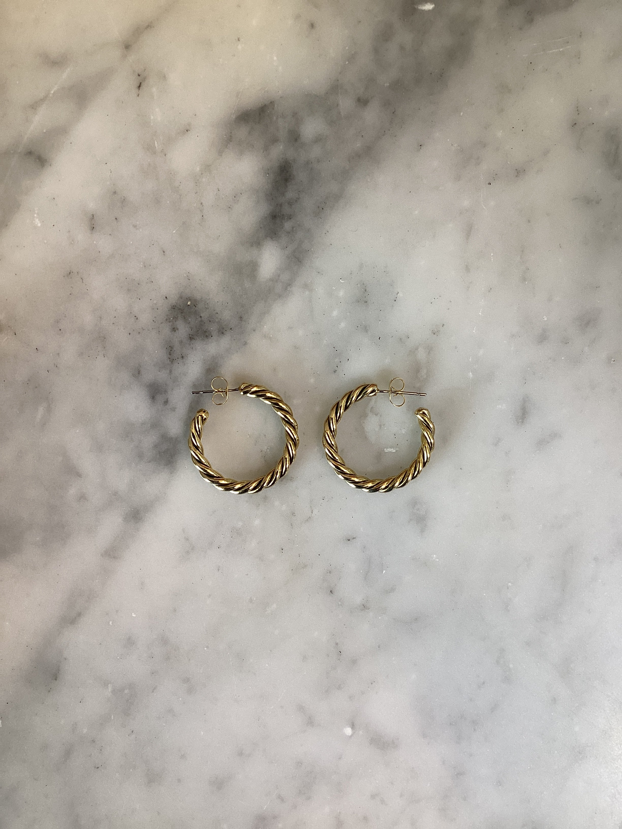 TWISTED HOOP EARRINGS