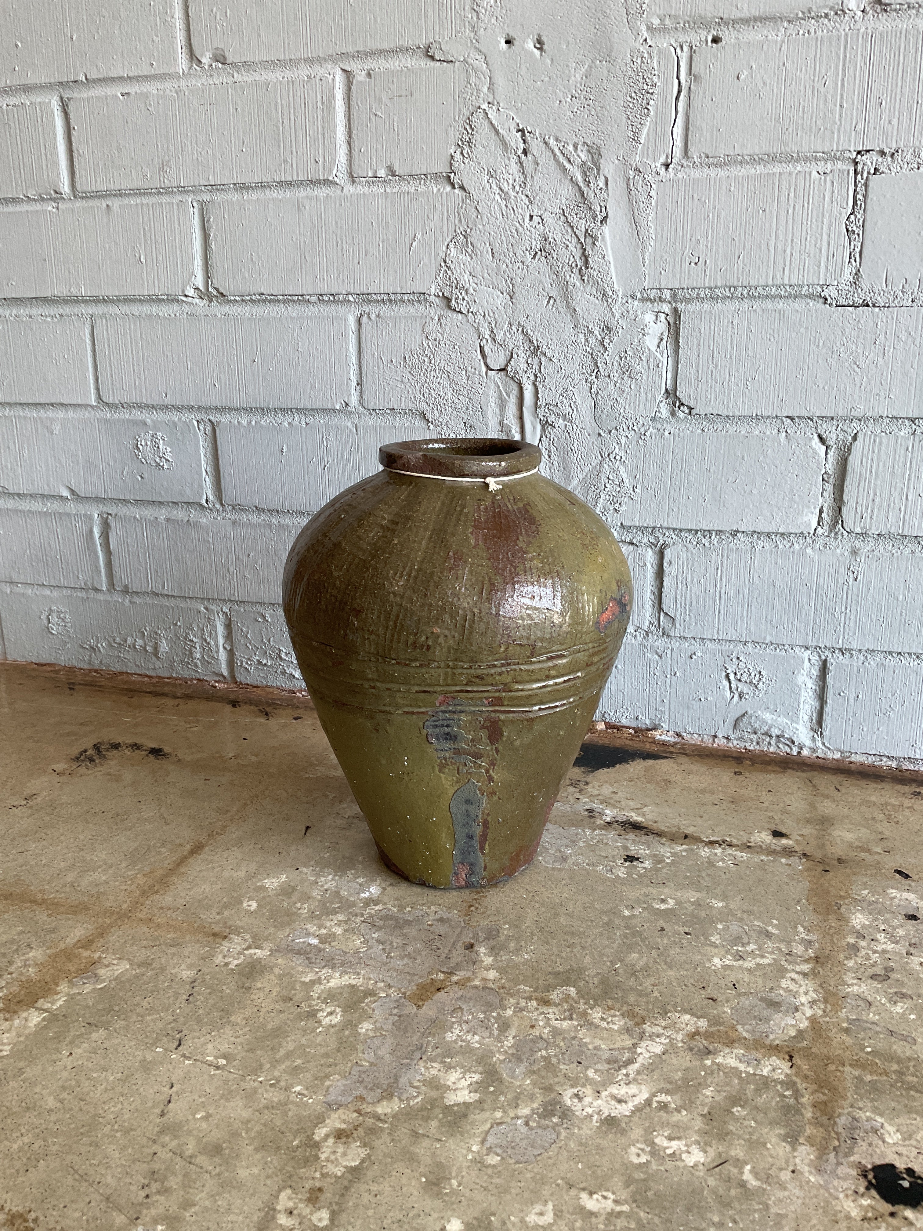 VINTAGE OLIVE JAR