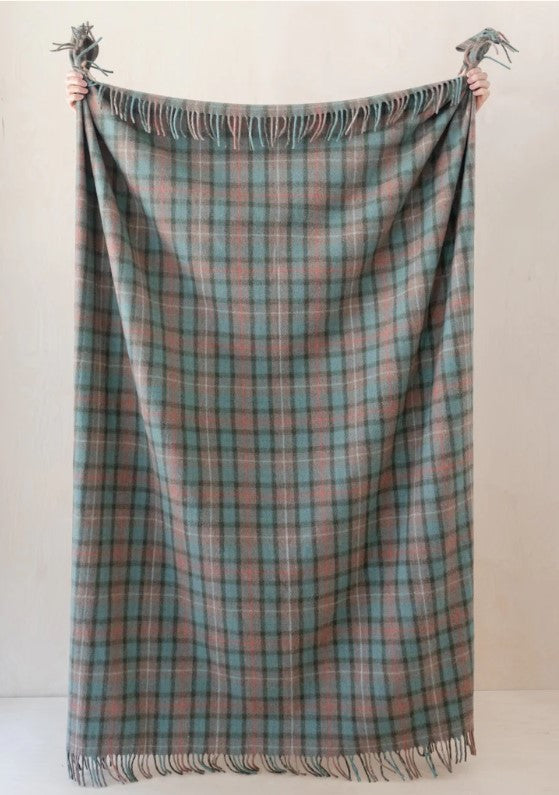RECYCLED WOOL BLANKET