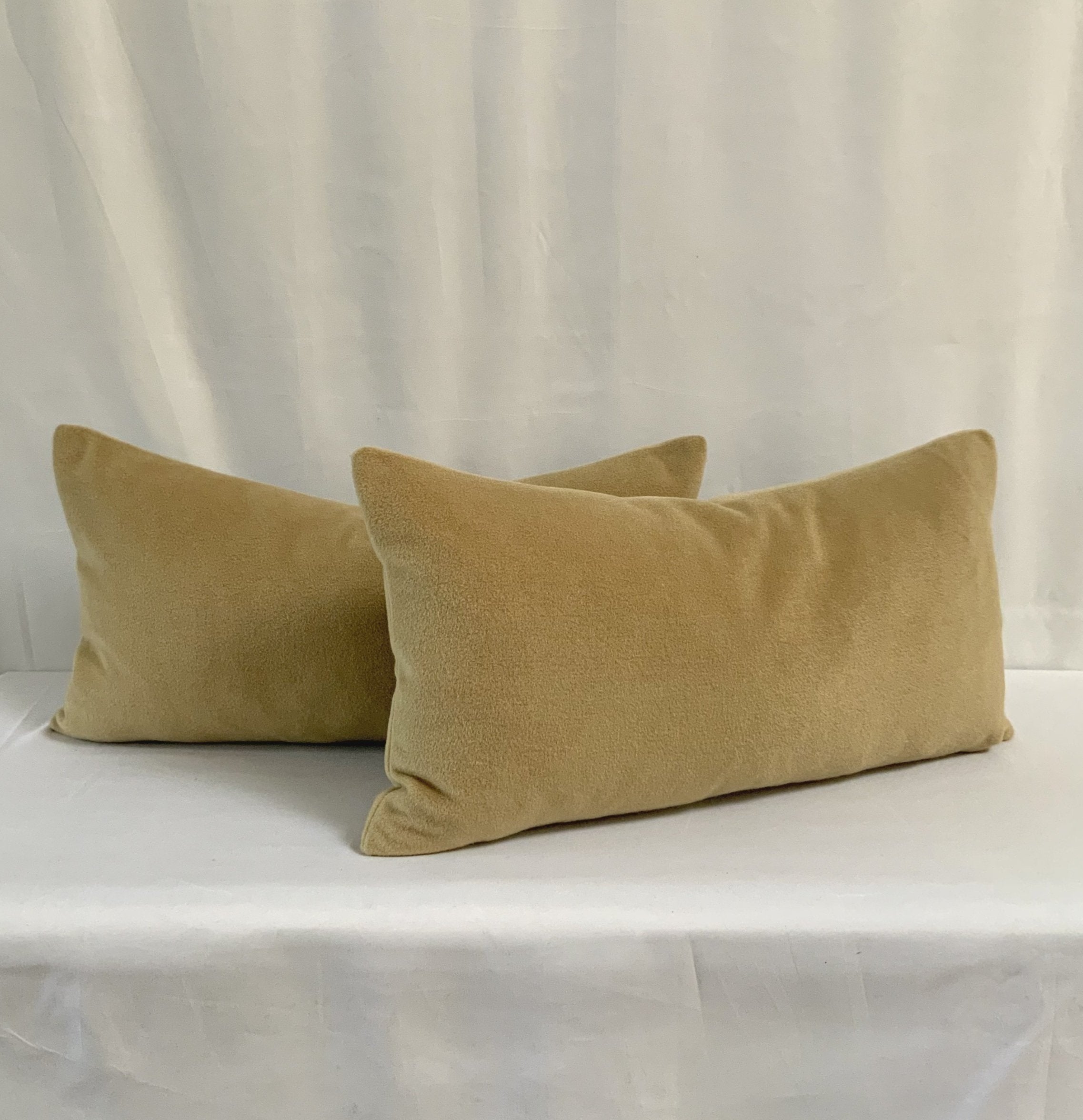 TEDDY BEAR LUMBAR PILLOW