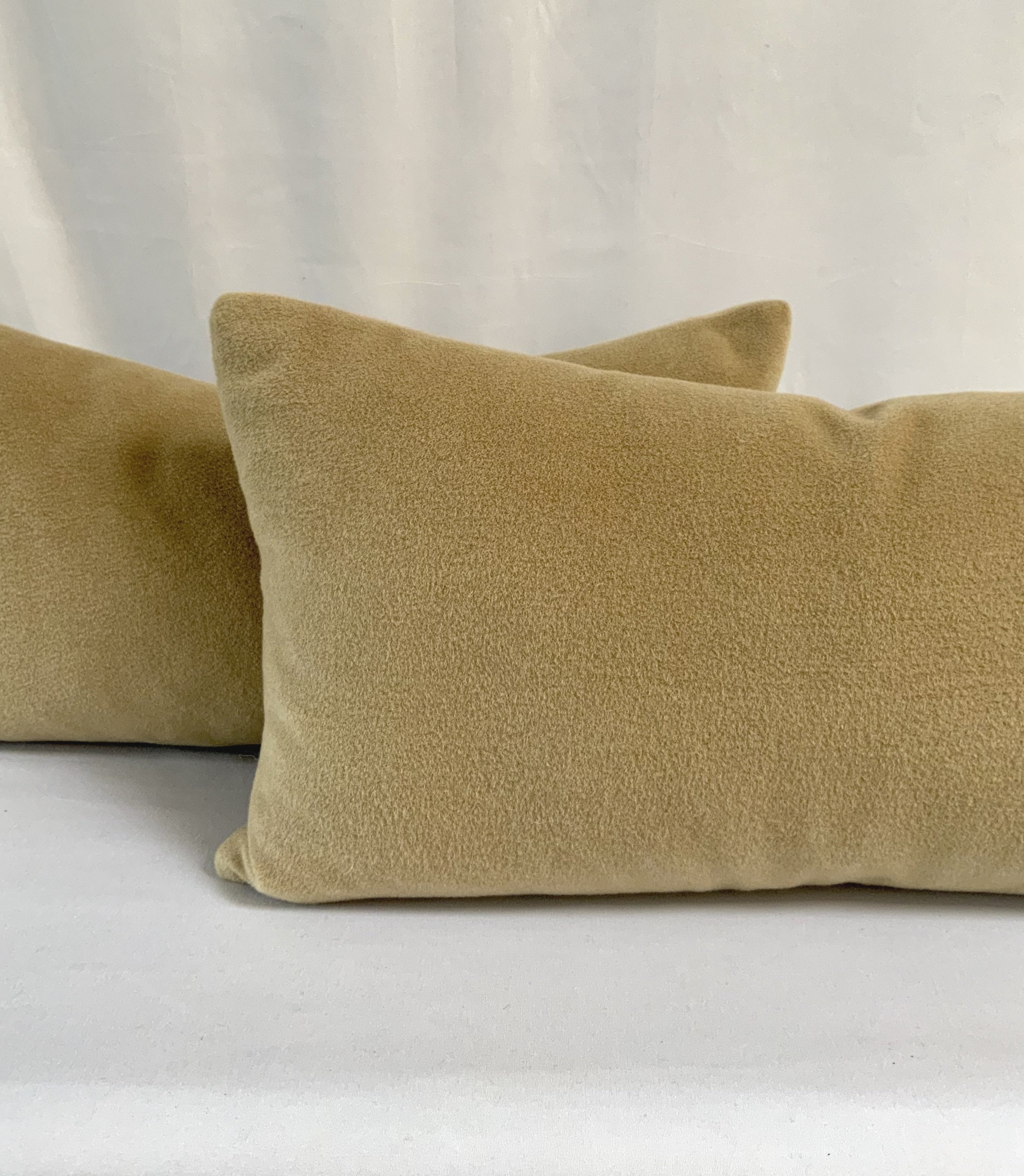 TEDDY BEAR LUMBAR PILLOW