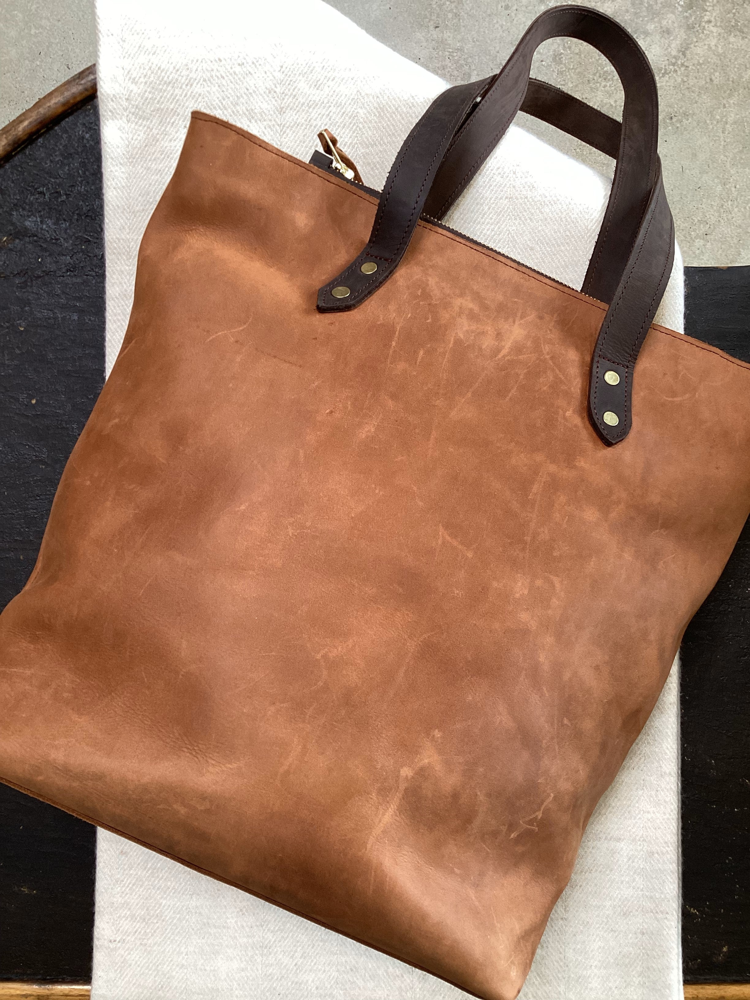 TWO-TONED LEATHER TOTE