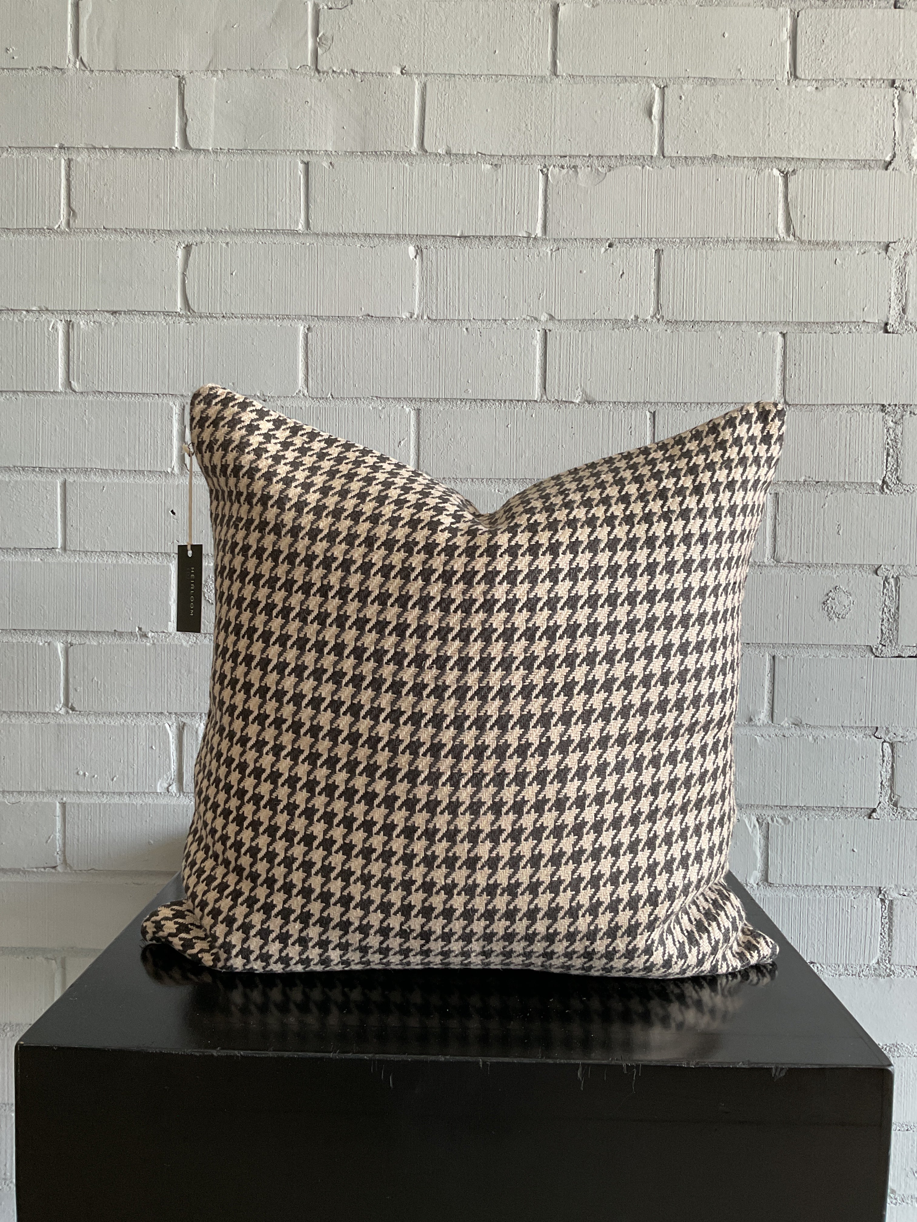 HOUNDSTOOTH BLACK + WHITE PILLOW