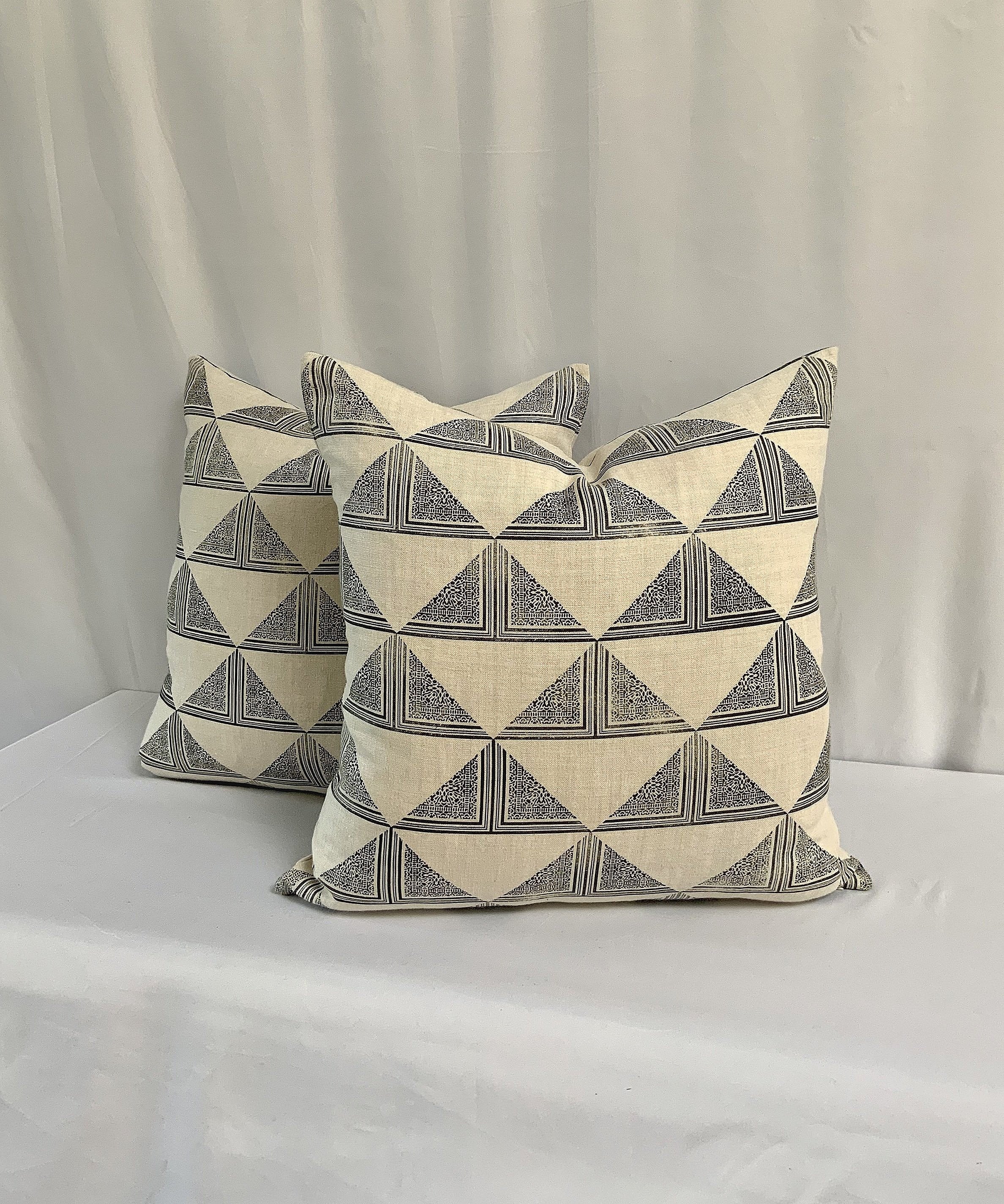 BLACK + WHITE TRIANGLES PILLOW