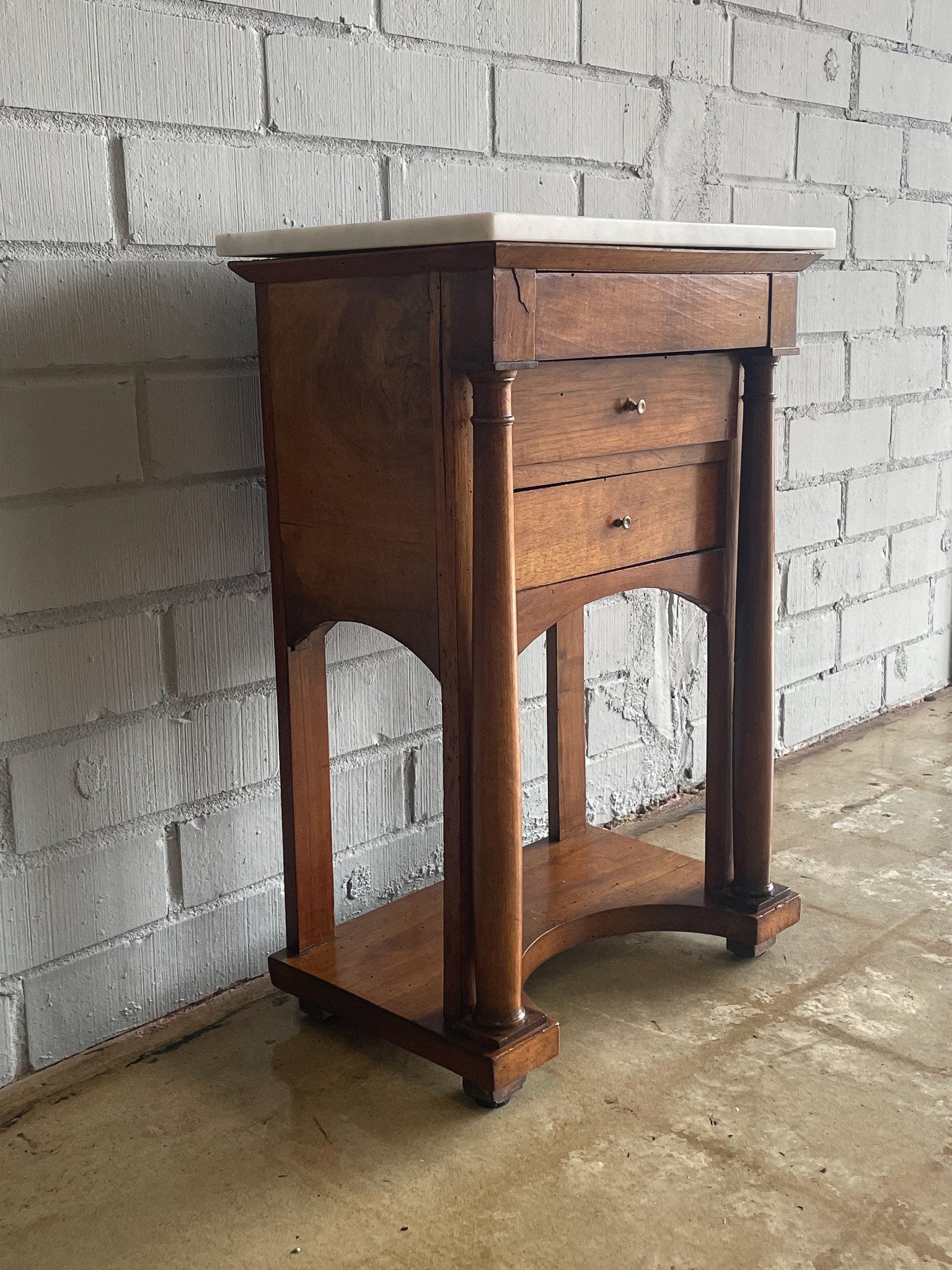 ANTIQUE SIDE TABLE WITH WHITE MARBLE TOP