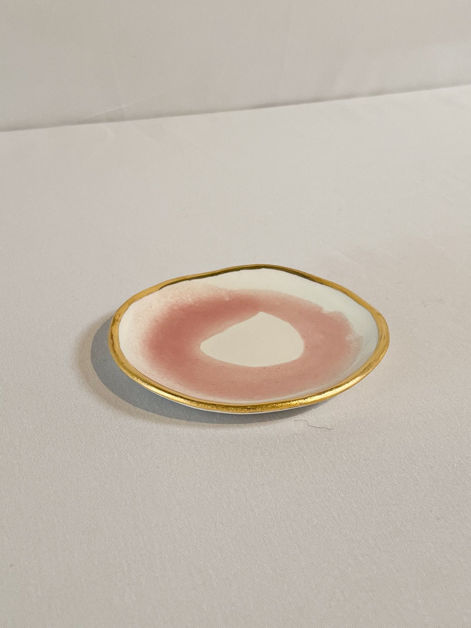 GOLD RIMMED ROSE PLATE