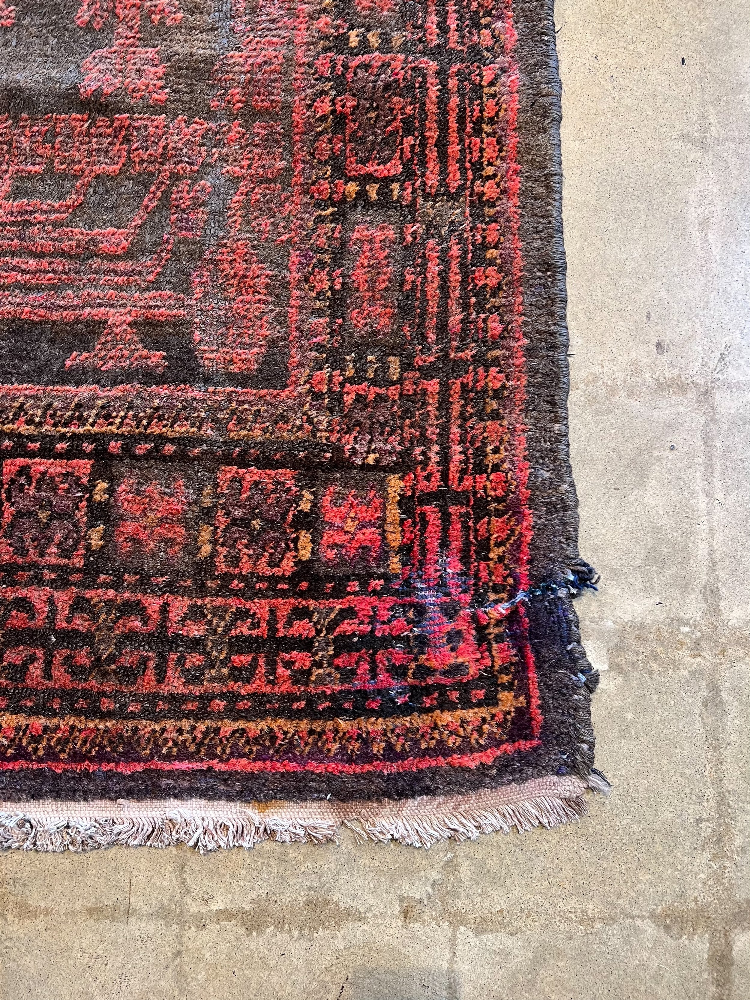 VINTAGE KHOTAN RUG I